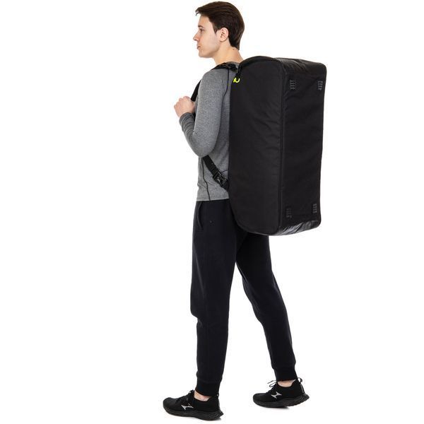 Сумка-рюкзак трансформер 2 в 1 спортивна містка для тренувань та подорожей PACKnTRAVEL MadWave M113103000W чорний M113103000W фото
